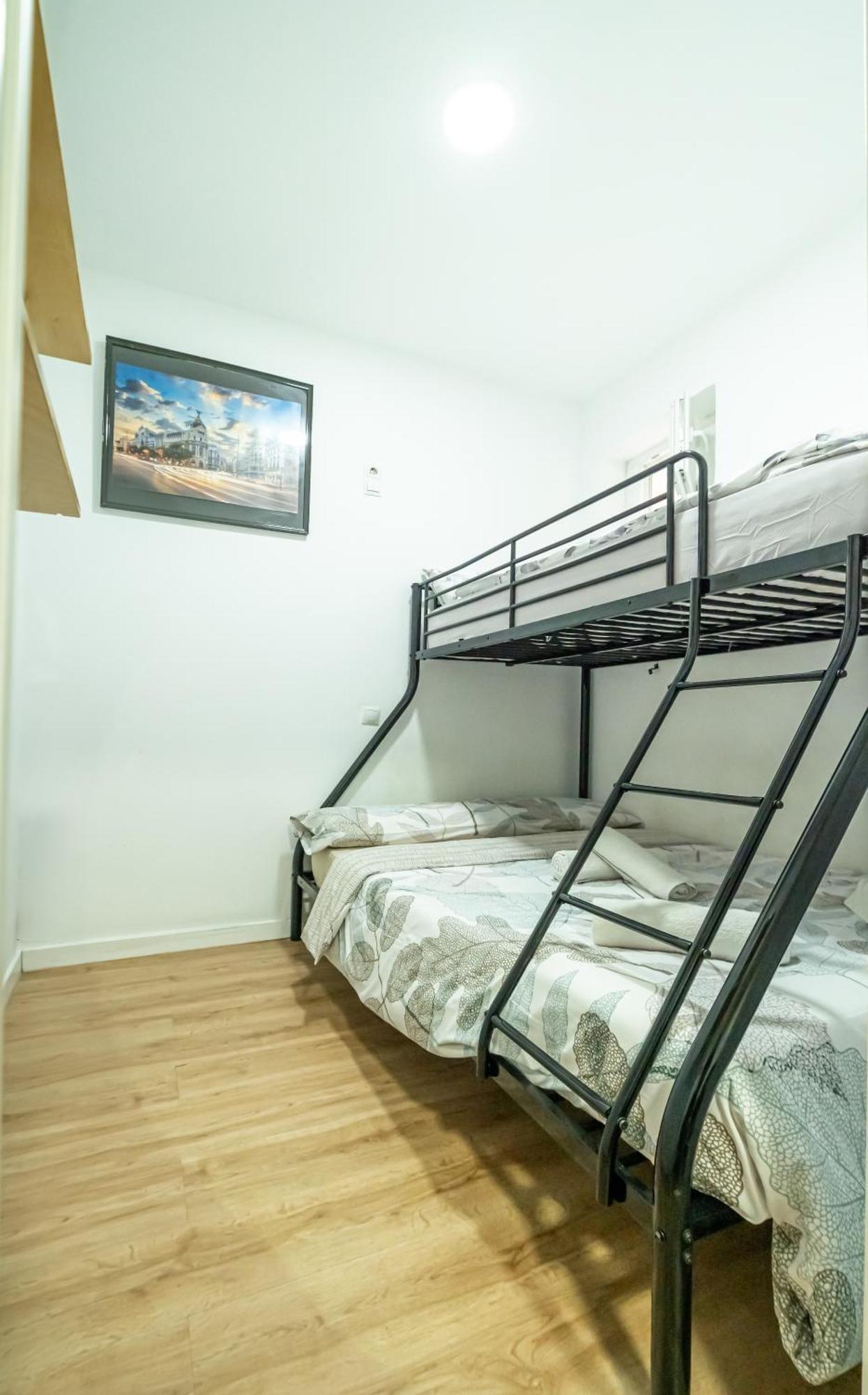 Апартаменты New Flat , Modern , Wifi, 10Min Sol, 5 Reina Sofia Мадрид Экстерьер фото